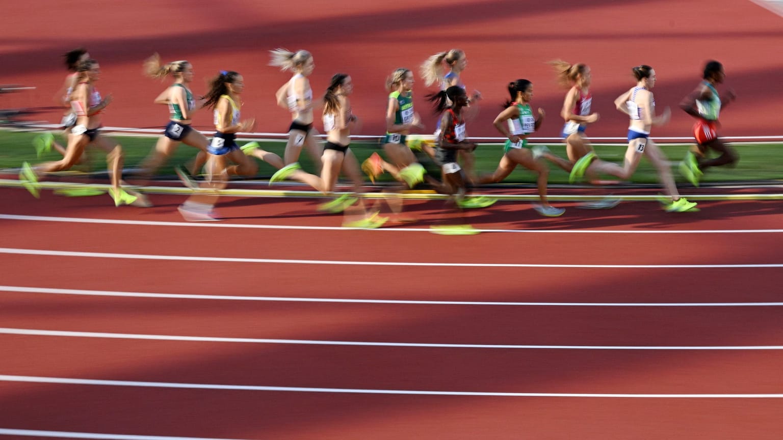 The data behind distance running:
Ever wondered about the science behind the distance events? World Athletics goes inside the numbers with Professor Andy Jones.