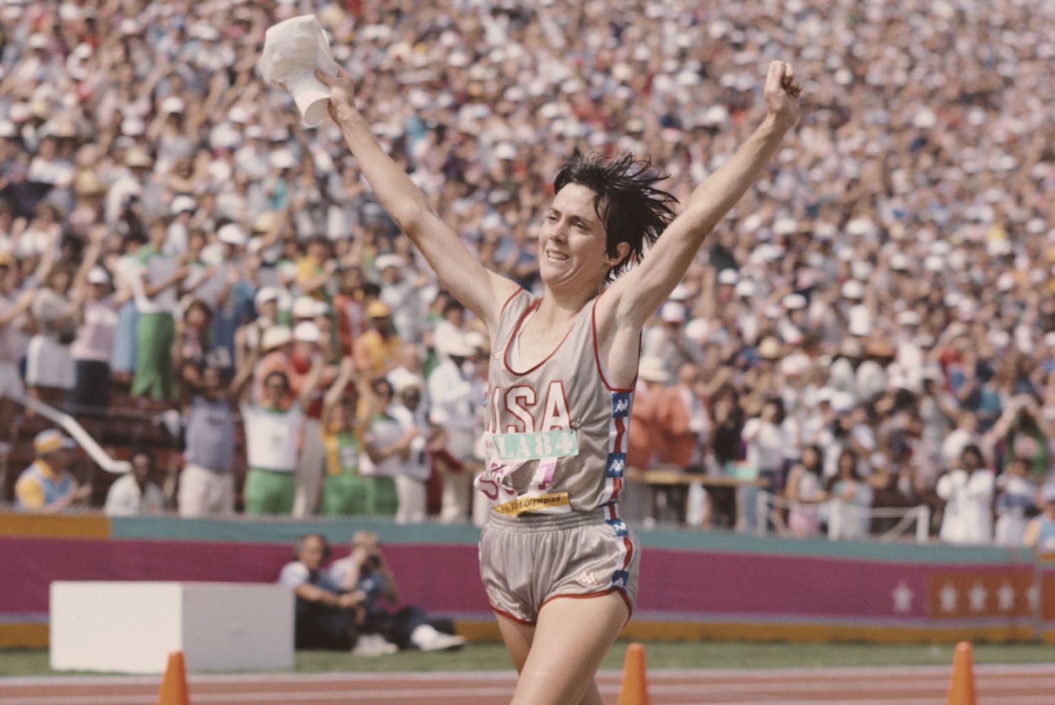 Benoit Samuelson’s Chicago showdown:
Remembering Joan Benoit Samuelson's 1985 Chicago Marathon victory