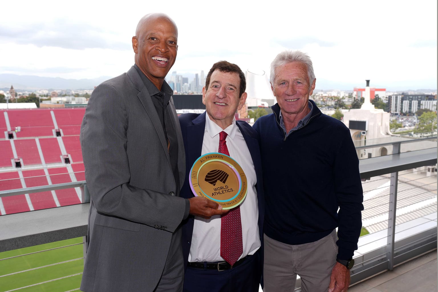 Franken honoured with World Athletics Heritage Plaque at LA Coliseum:
Legendary Los Angeles track and field promoter and meeting director Al Franken has been posthumously awarded the World Athletics Heritage Plaque in the Legend category