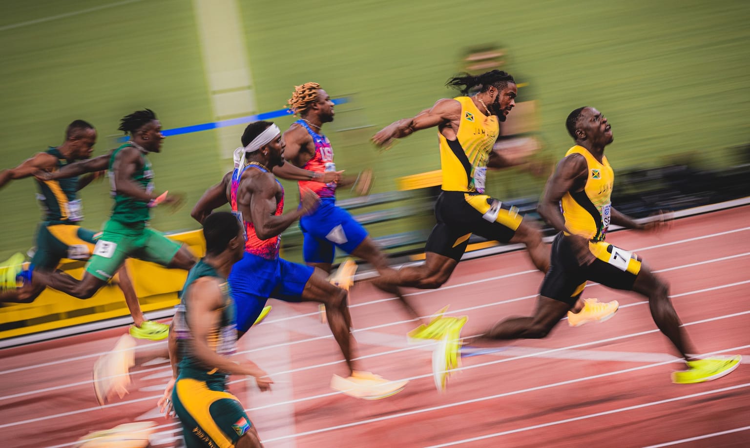 The science of sprinting:
World Athletics goes inside the numbers behind the disciplines on the Ultimate Championship programme. This time the spotlight is on the 100m.