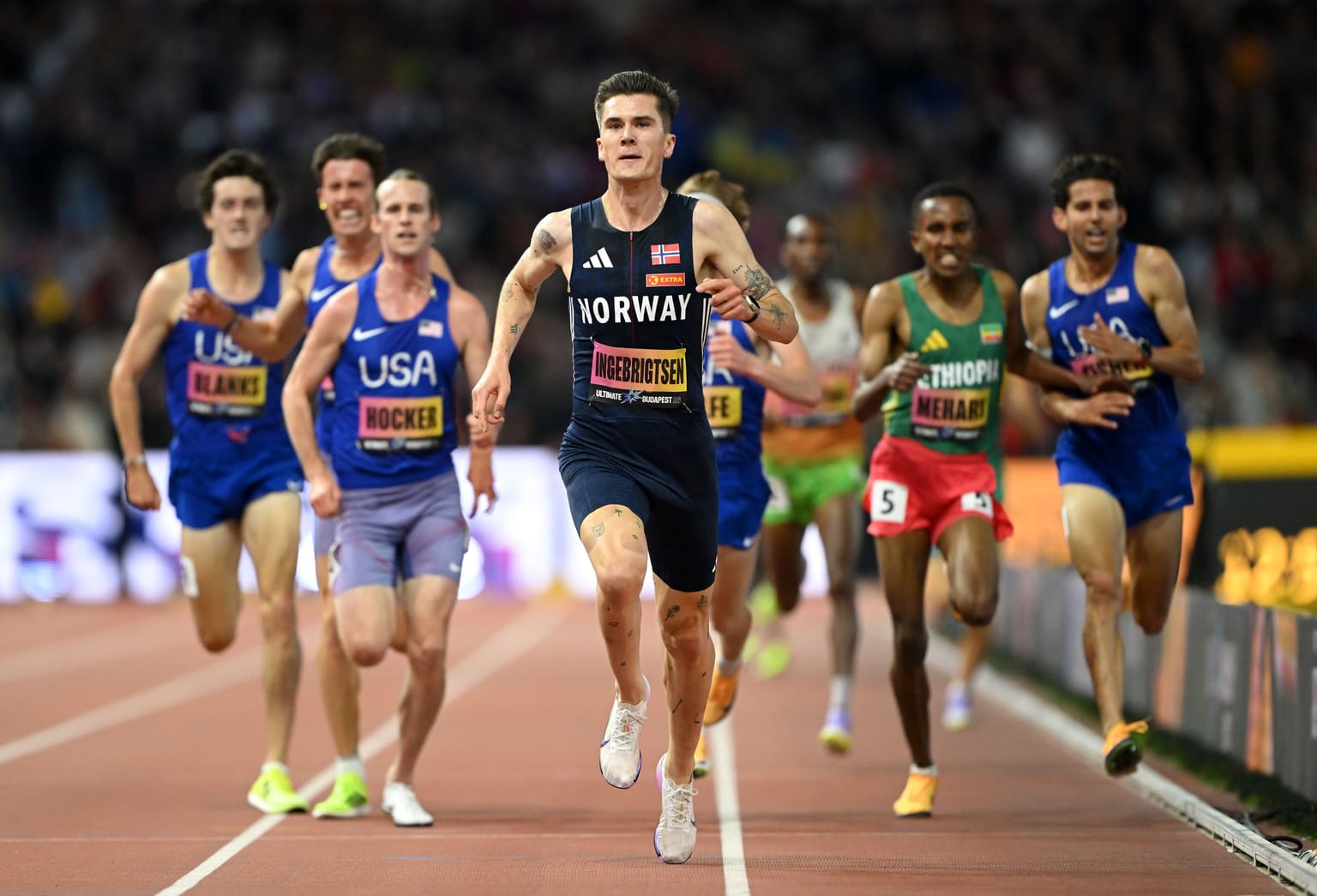 Ingebrigtsen kicks to Ultimate 5000m title in Budapest:
He waited and waited, only changing gears with 100m to run, but when Jakob Ingebrigtsen went for it, the effect was simply devastating