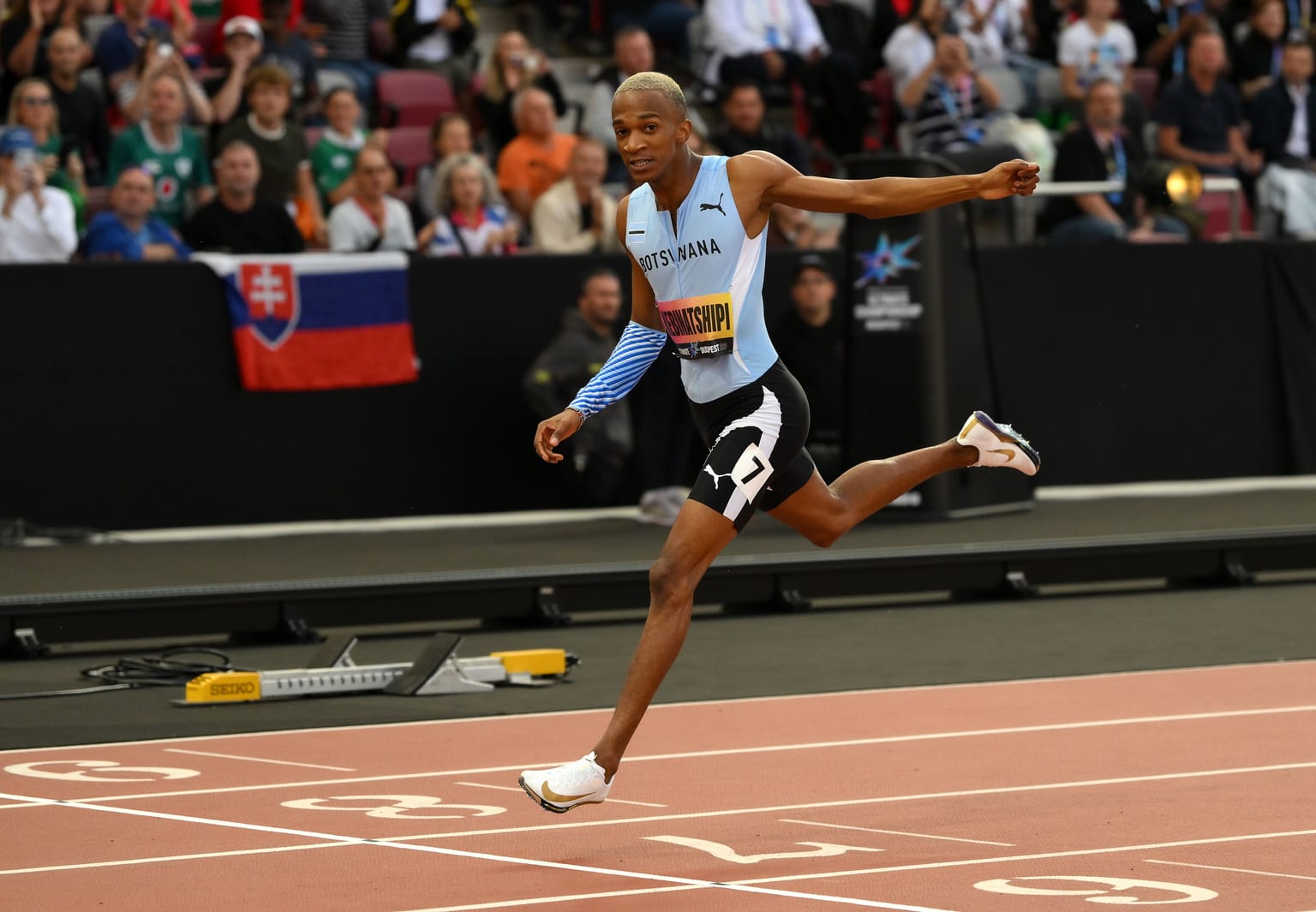 Kebinatshipi runs race of his life to win Ultimate 400m in Budapest:
Botswana’s world champion Collen Kebinatshipi lived up to his status as the 400m favourite, storming to the title at the World Athletics Ultimate Championship Budapest 26