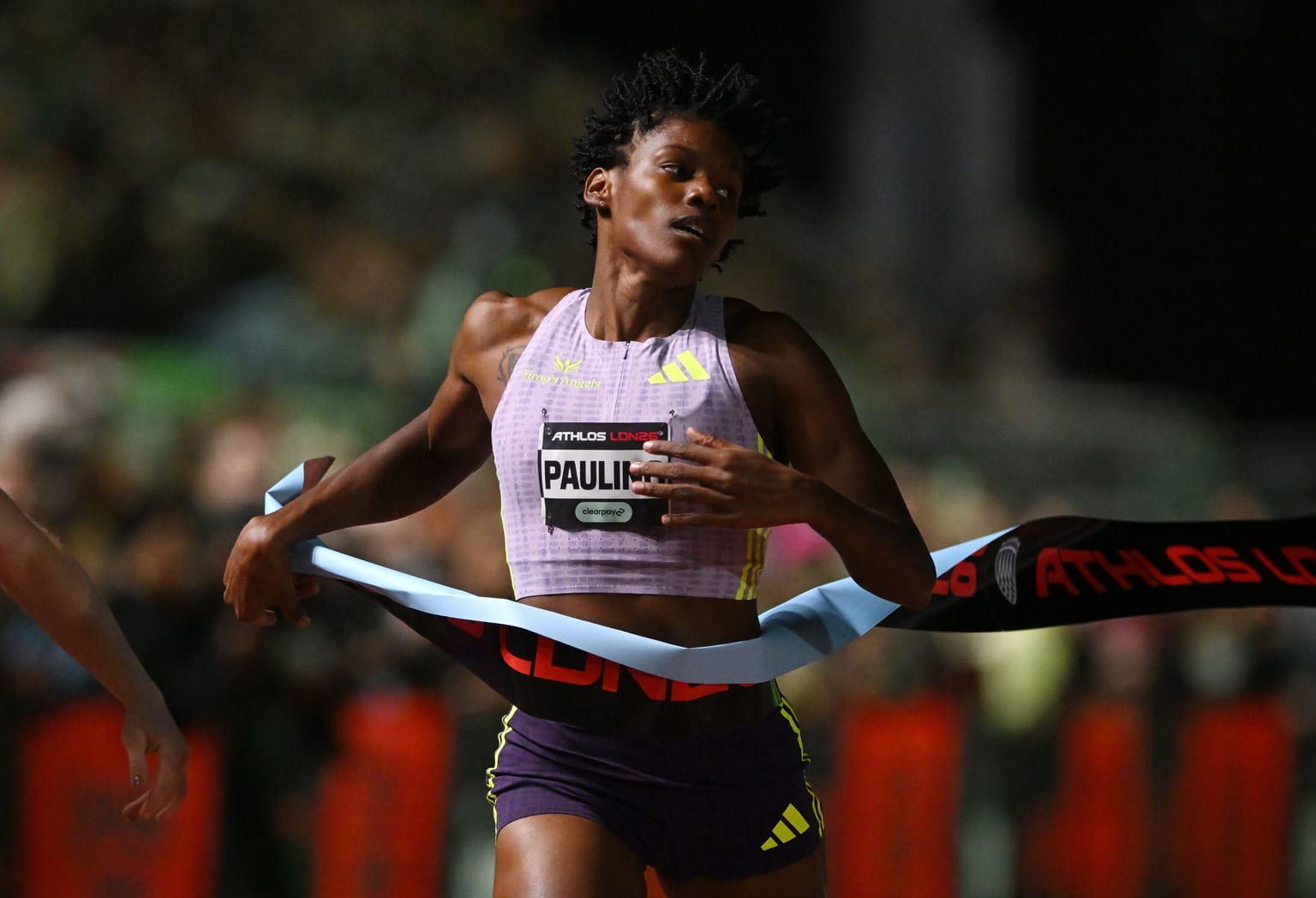 Paulino pips Jaeger in 400m thriller as meeting records fall at Athlos in London:
Marileidy Paulino maintained her unbeaten season in dramatic fashion at Athlos in London on Friday
